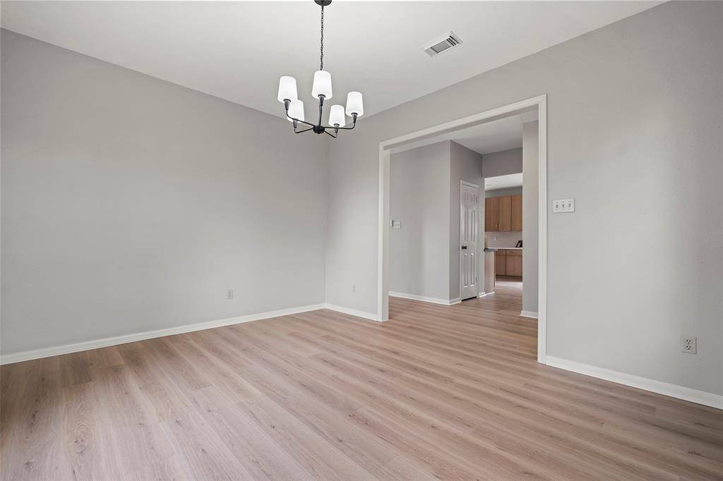 Stafford, TX 77477,3111 Chesterfield LN