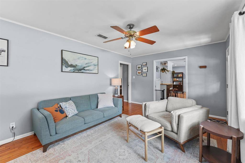 Houston, TX 77043,10438 Brinwood DR