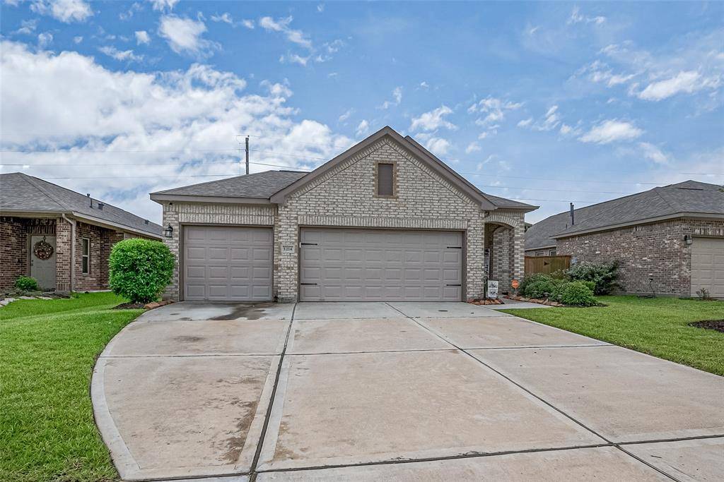 Rosharon, TX 77583,1214 Red Hills DR