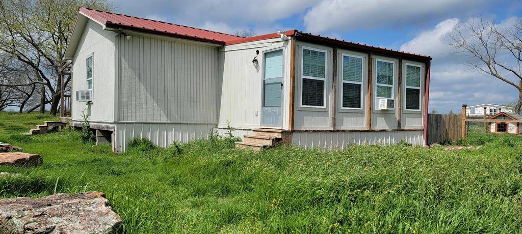 Mart, TX 76664,448 Lcr 300