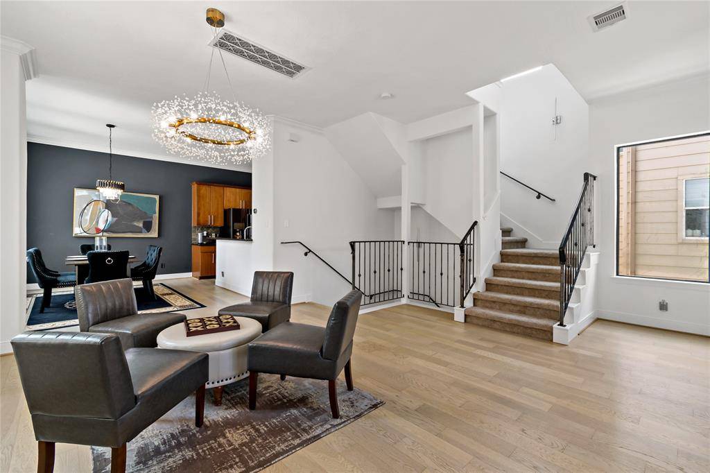 Houston, TX 77007,5223 Eigel ST