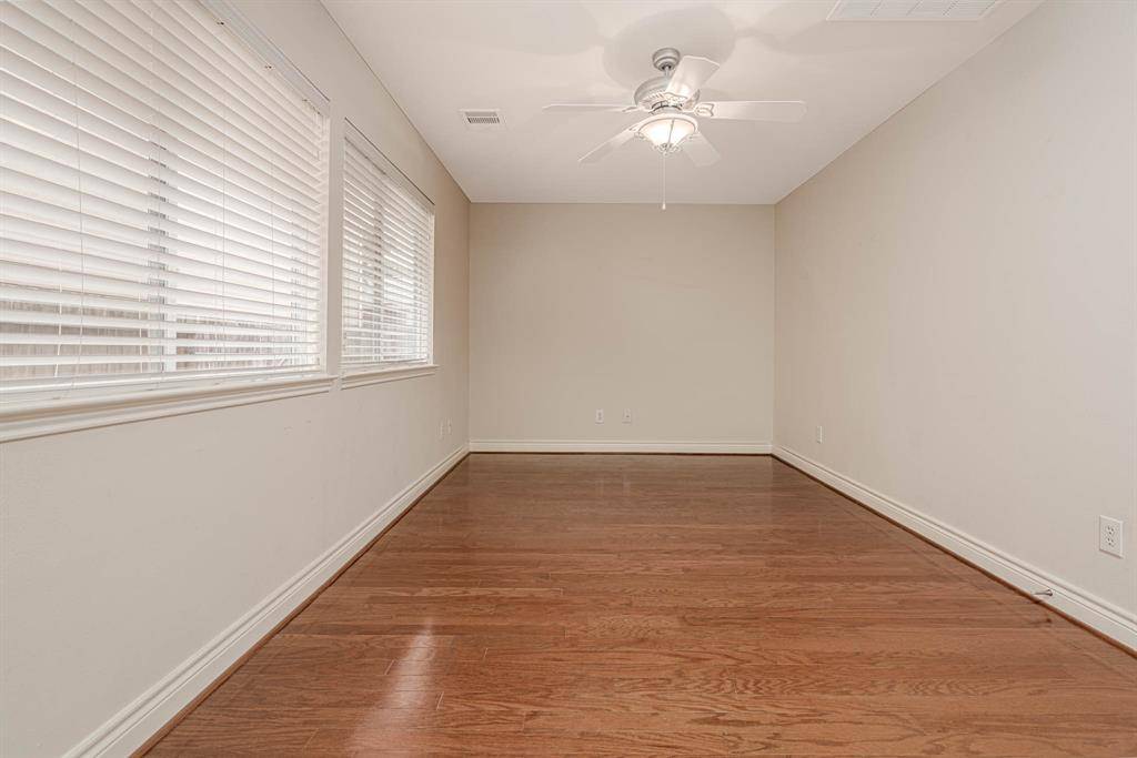 Houston, TX 77007,5817 Katy ST