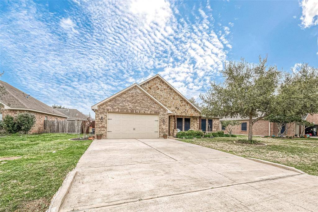 Needville, TX 77461,9711 Piney Point CIR