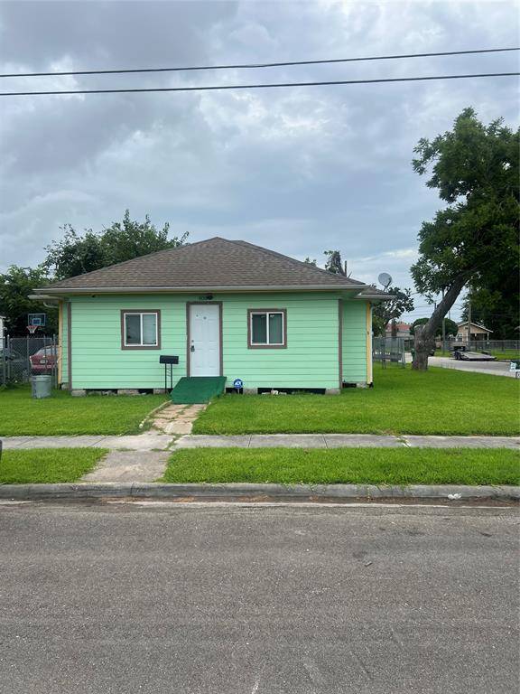 Baytown, TX 77520,400 W Republic AVE