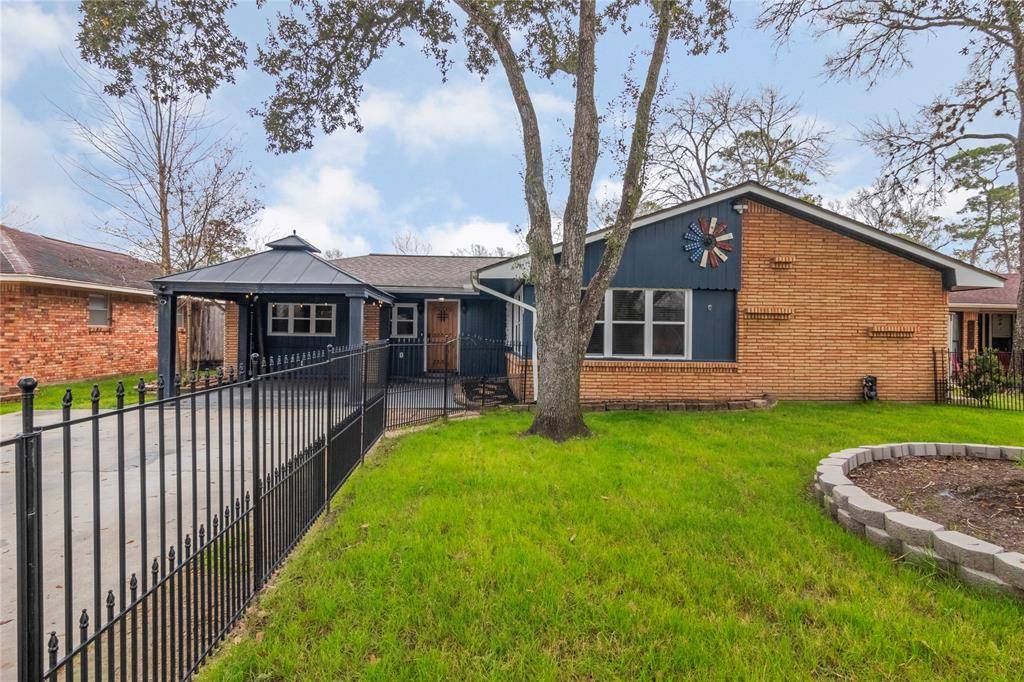 Dickinson, TX 77539,2717 Belmont ST