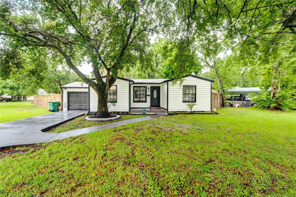 La Marque, TX 77568,2907 Cedar DR