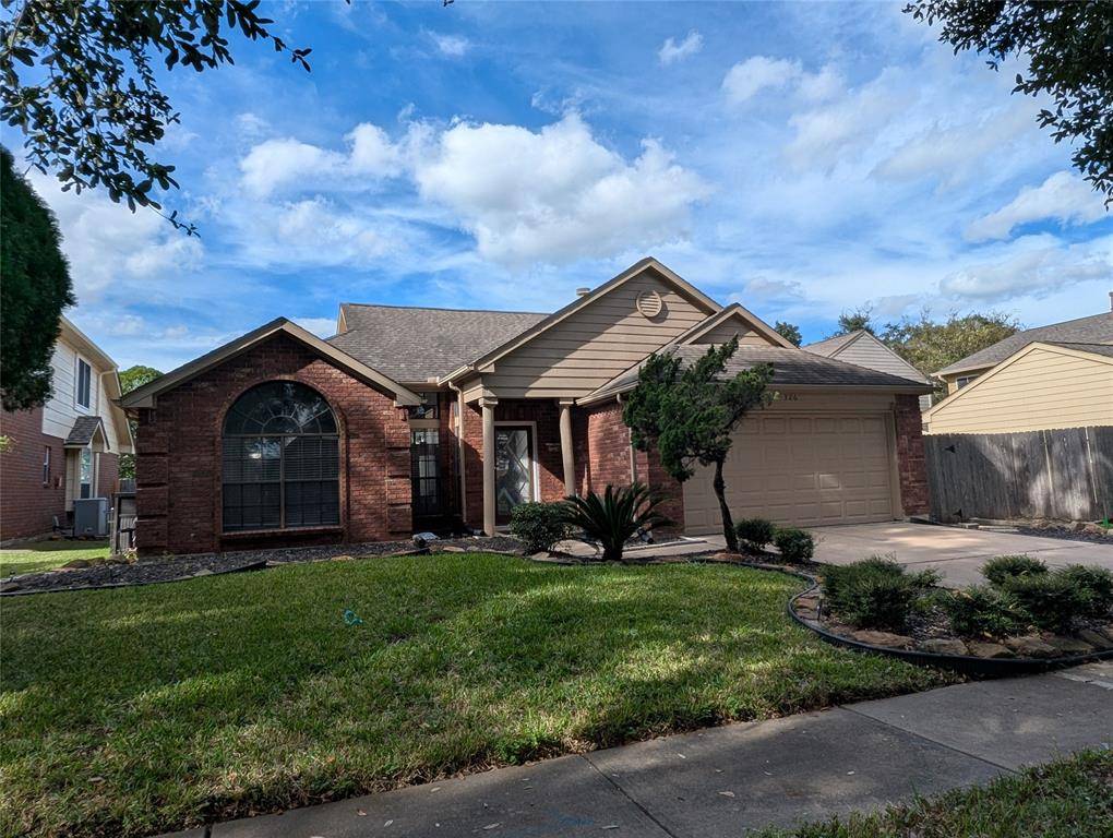 Sugar Land, TX 77479,326 Scarlet Maple DR