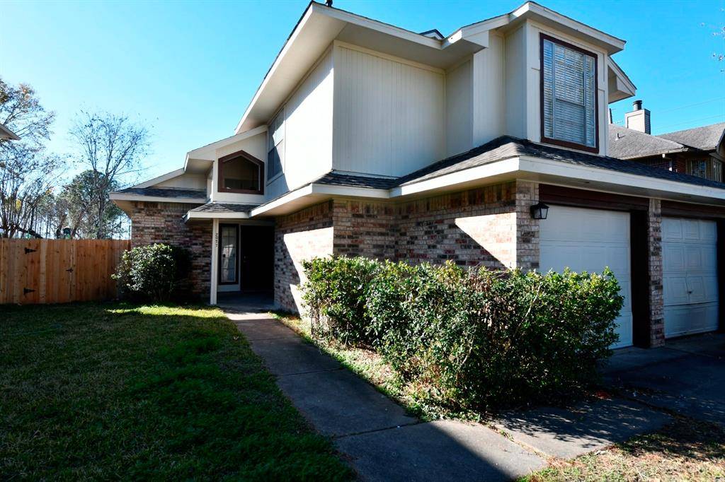 Sugar Land, TX 77478,2027 Summerfield PL