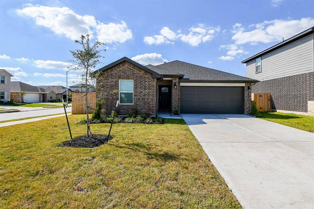 Rosharon, TX 77545,5150 Hunters Trail