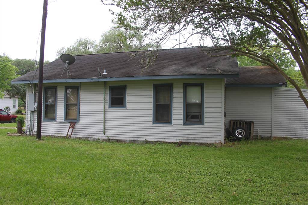 Hempstead, TX 77445,925 7th ST