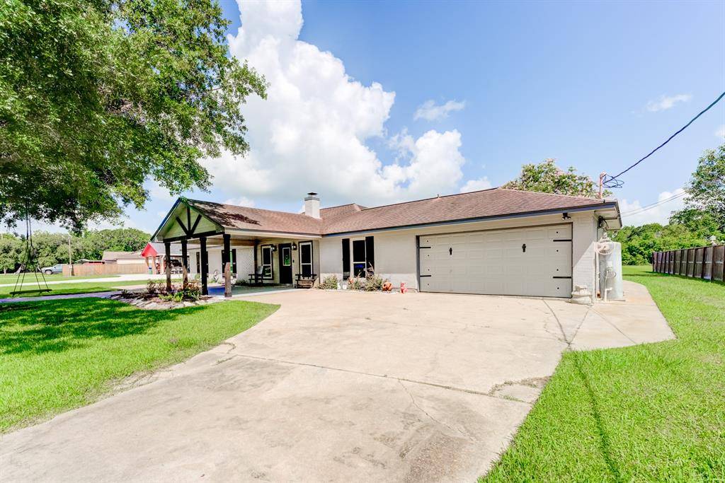 Angleton, TX 77515,113 Jamison DR