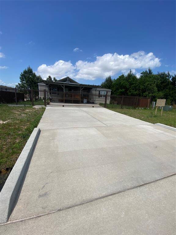 Cleveland, TX 77327,304 Road 5242