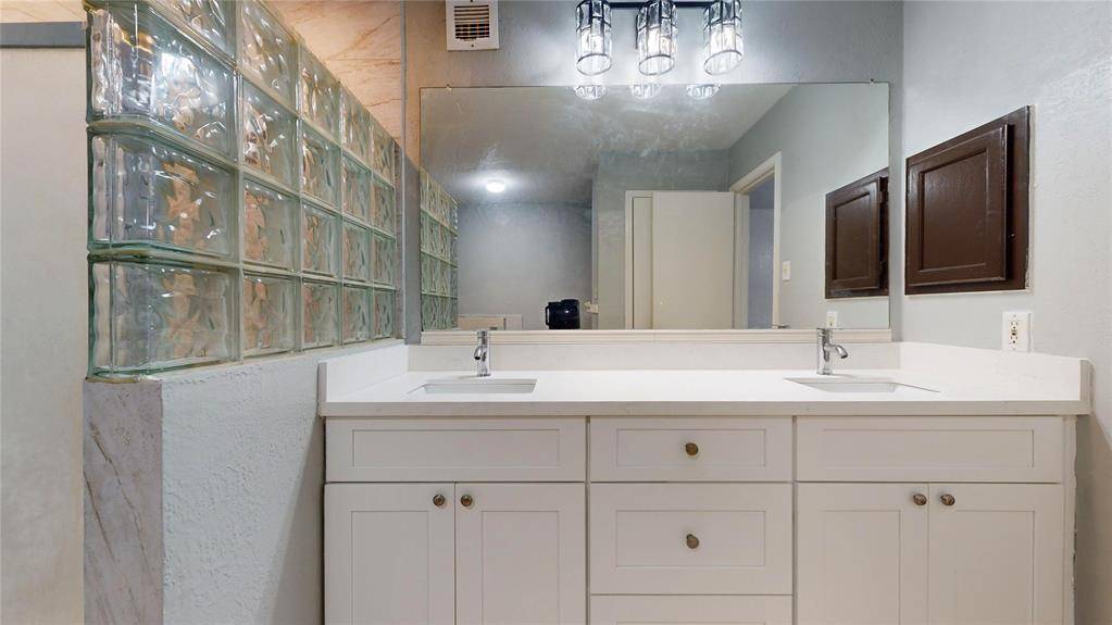 Houston, TX 77095,16407 Chimneystone DR