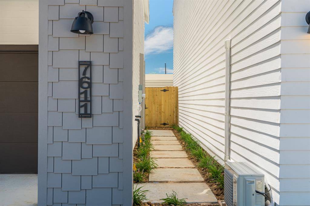 Houston, TX 77088,7611 Victory Reserve ST