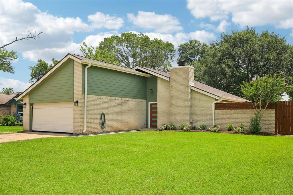 League City, TX 77573,534 Magnolia Bend ST