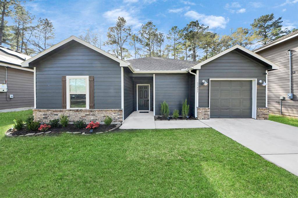 Montgomery, TX 77356,15897 Pecan DR