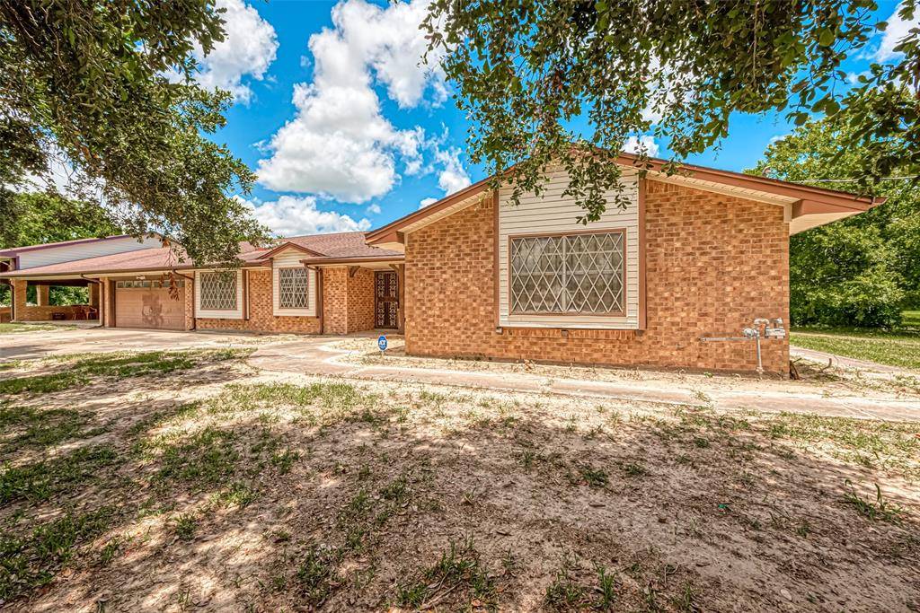 Alvin, TX 77511,3284 County Road 181