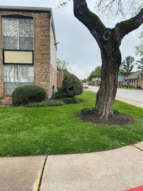 Houston, TX 77043,11002 Hammerly BLVD #69