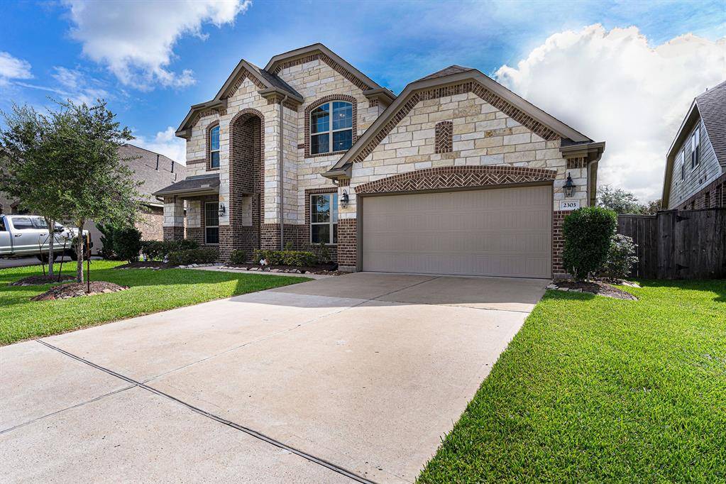 League City, TX 77573,2303 Sterling Hollow LN