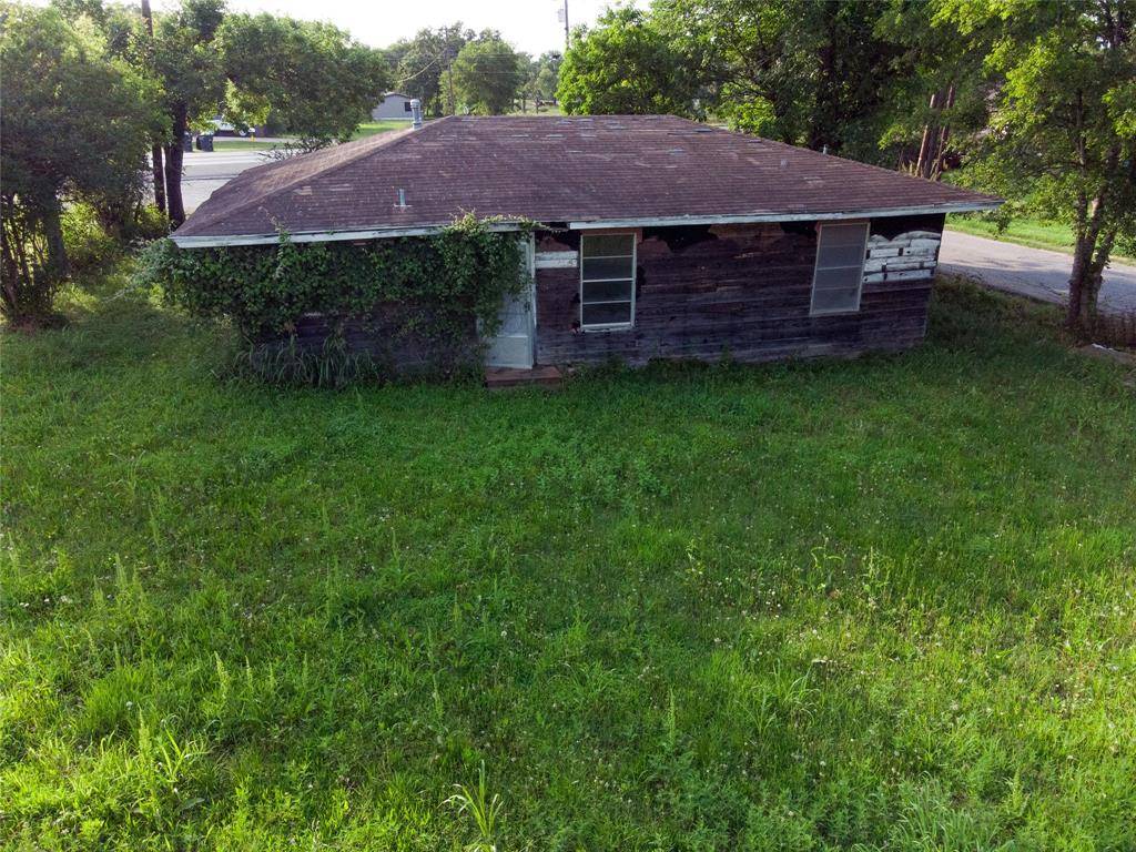 Caldwell, TX 77836,000 Fir ST