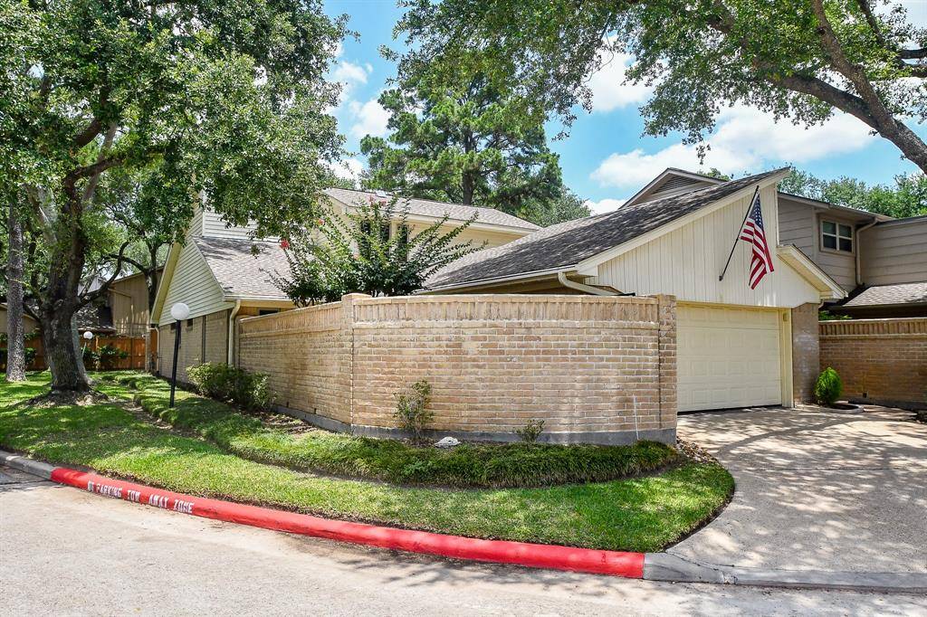 Houston, TX 77040,8028 Oakwood Forest DR