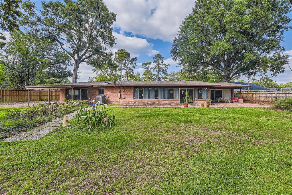 Houston, TX 77018,1191 Chamboard LN