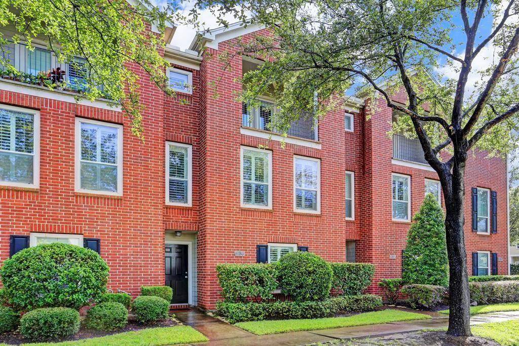 Houston, TX 77007,3023 N Heights Hollow LN