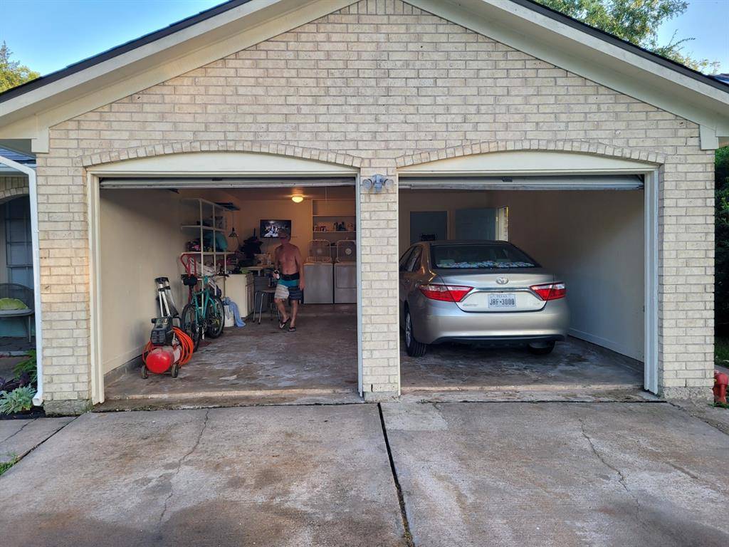 League City, TX 77573,2305 Mimosa CT