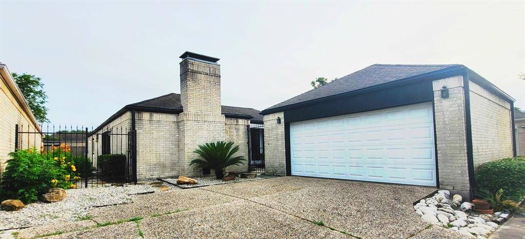 Houston, TX 77071,7515 Hopewell LN