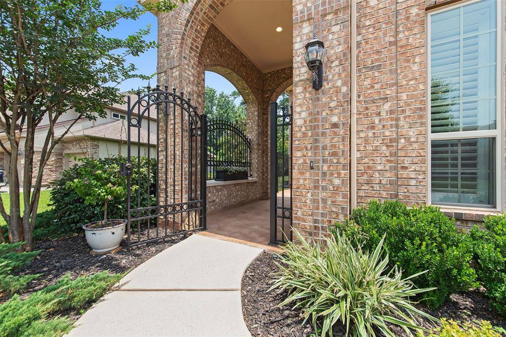 Houston, TX 77339,3338 S Cotswold Manor DR