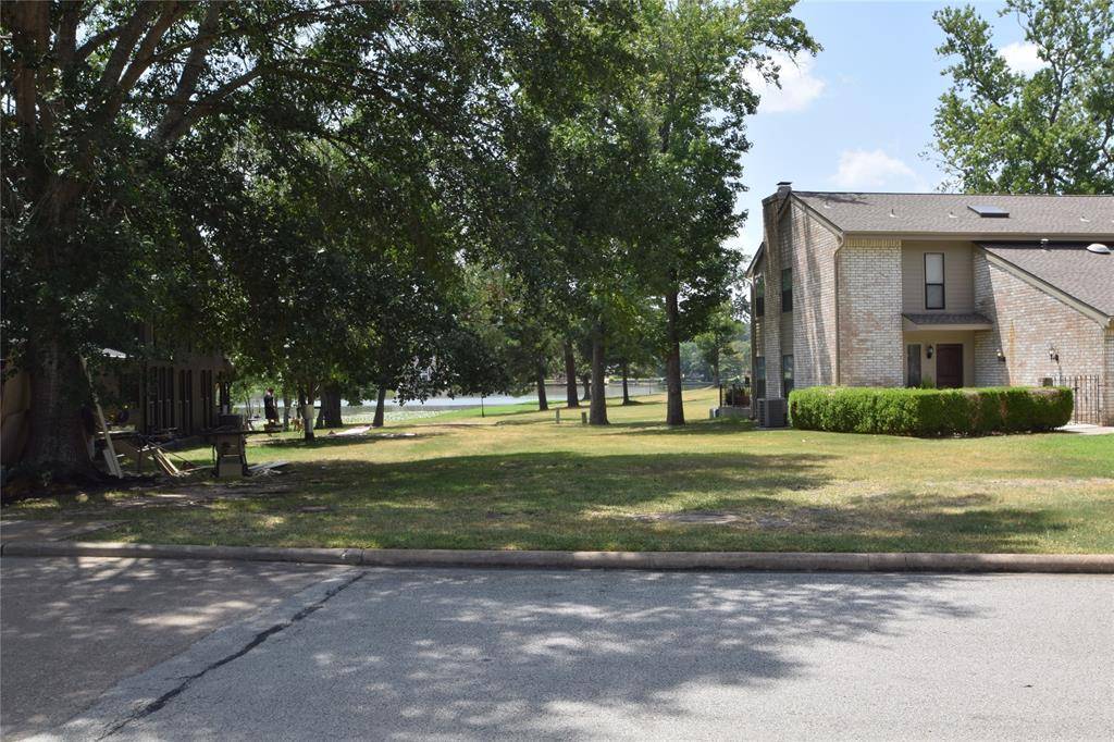 Huntsville, TX 77340,1511 Green Briar DR