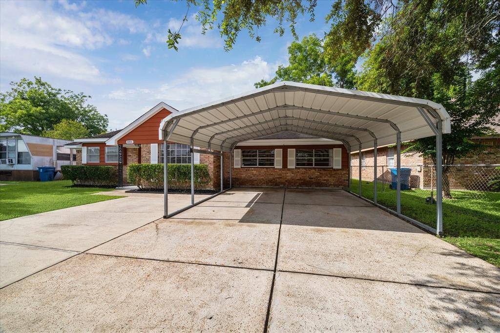 Houston, TX 77093,3006 Hartwick RD