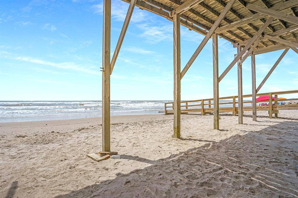 Surfside Beach, TX 77541,123 Beach DR