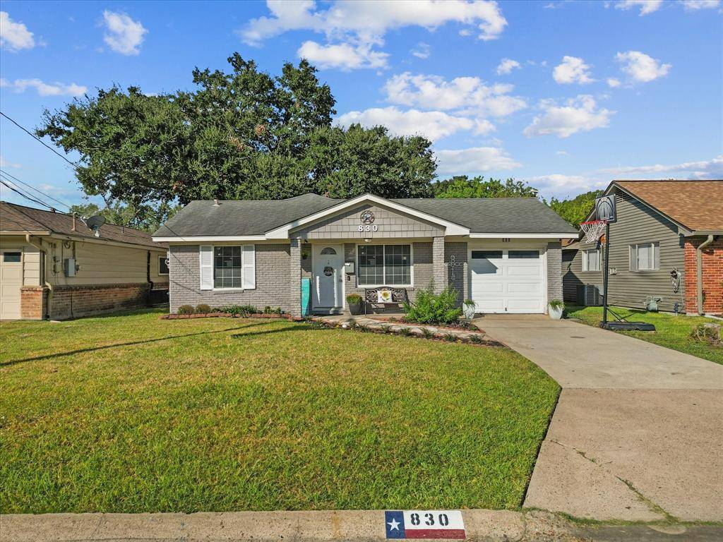 Deer Park, TX 77536,830 Elm ST