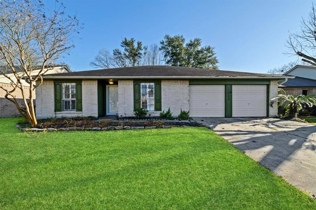 Friendswood, TX 77546,1935 Pilgrims Point DR