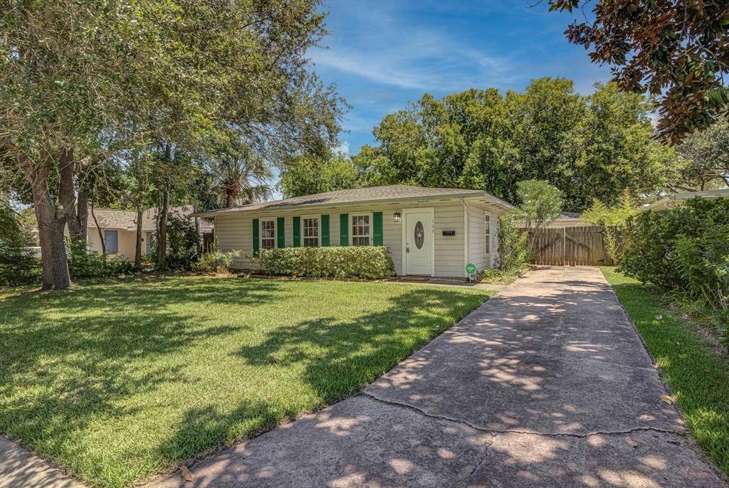 Galveston, TX 77550,123 Marlin AVE