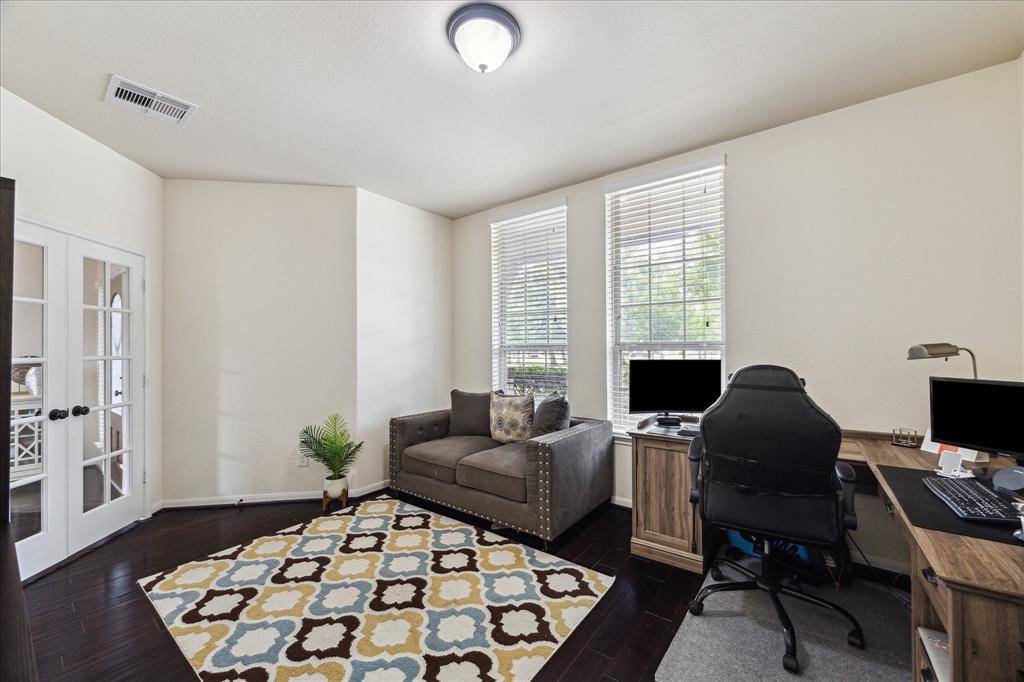 Sugar Land, TX 77479,5346 Kristen CIR