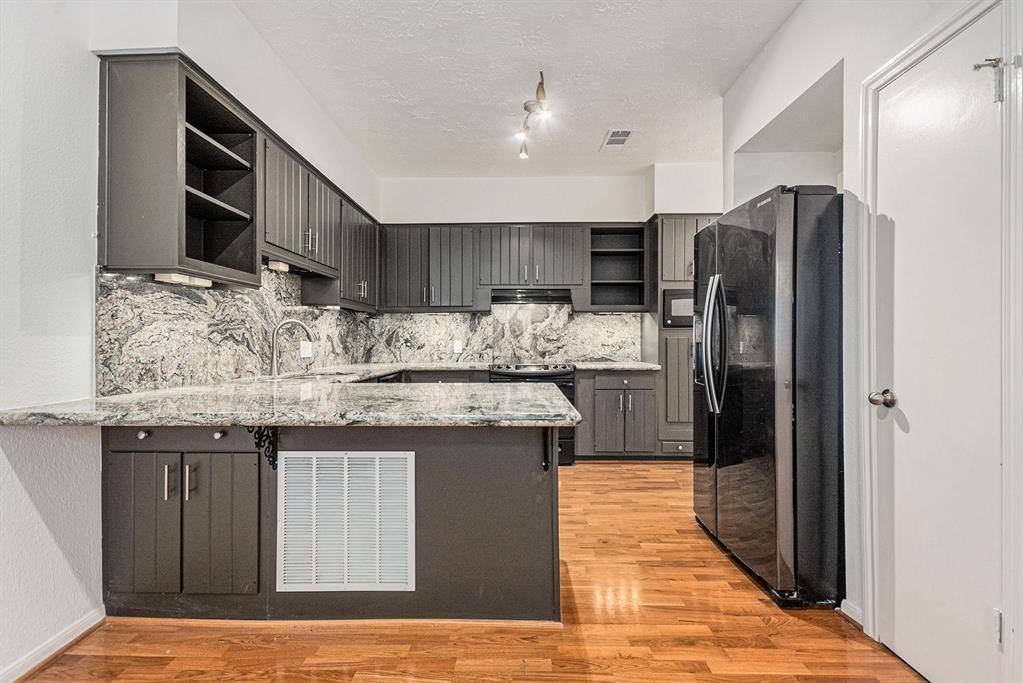 Houston, TX 77006,401 Anita ST #30