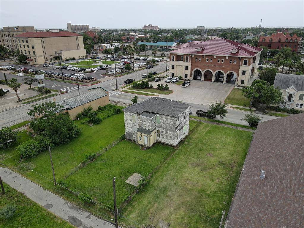 Galveston, TX 77550,2610 Ball ST