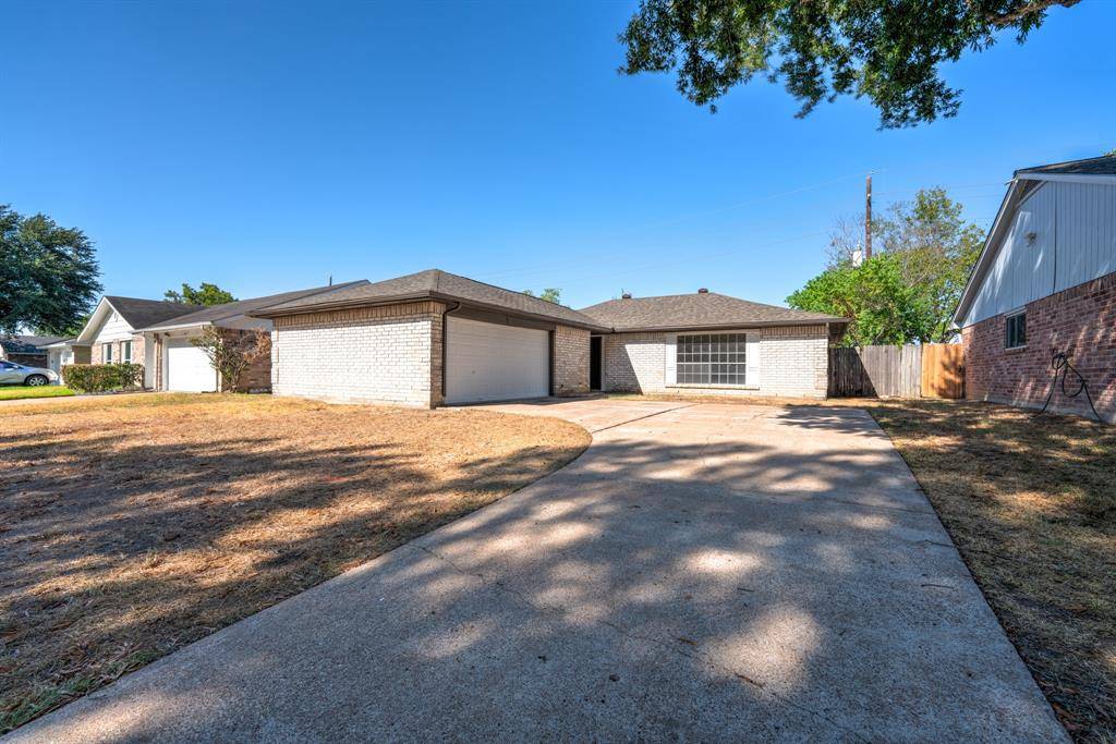 Houston, TX 77095,7239 Skylight LN