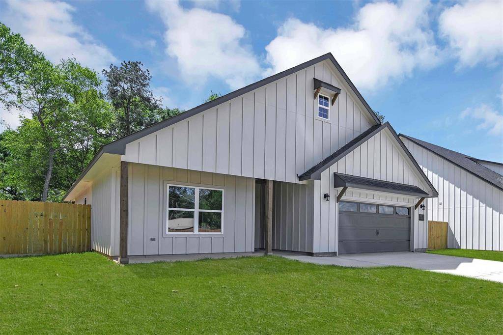 Shepherd, TX 77371,100 Bluegill Dr