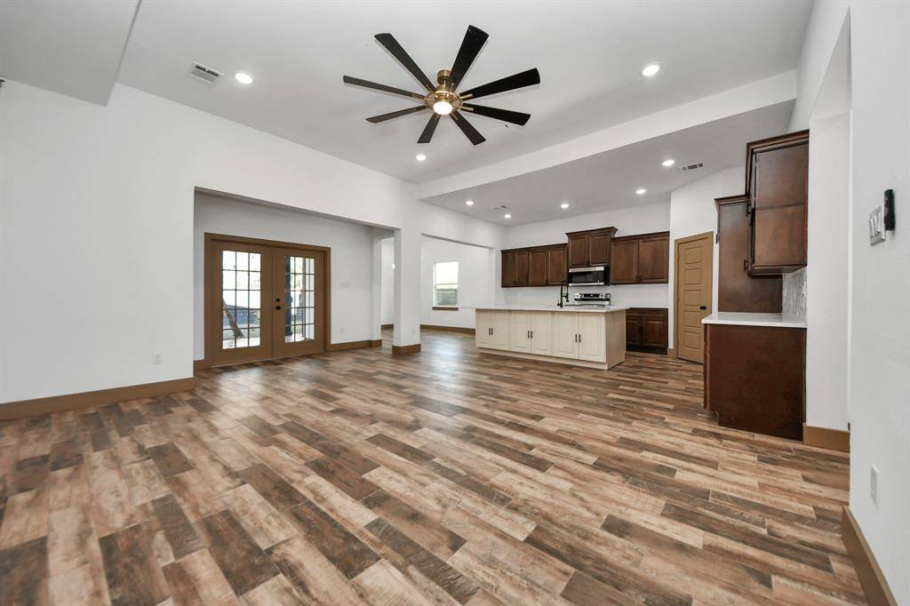 Livingston, TX 77351,220 Laurel DR