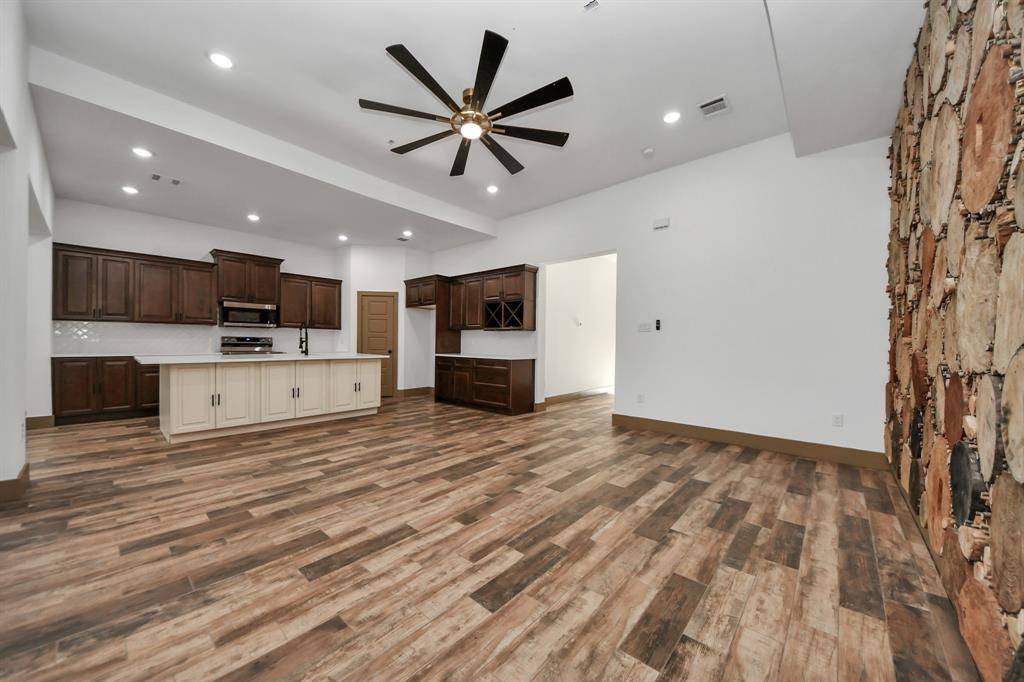 Livingston, TX 77351,220 Laurel DR