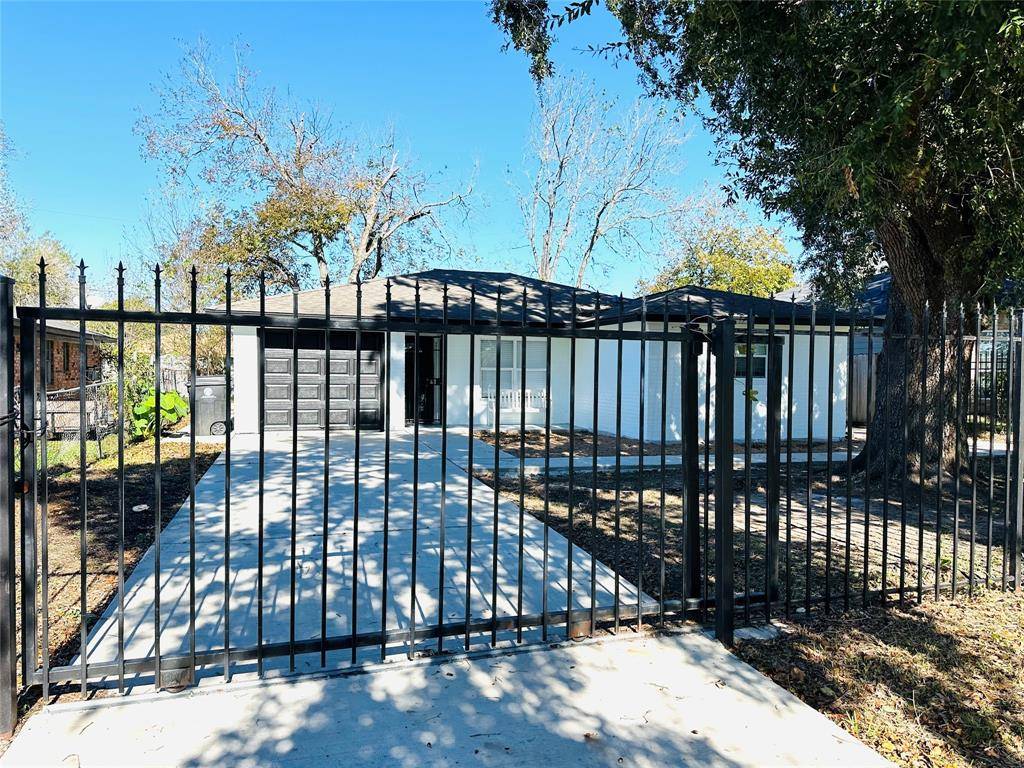 Houston, TX 77051,3605 Barberry DR