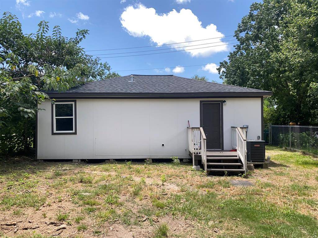 La Marque, TX 77568,2016 Magnolia DR