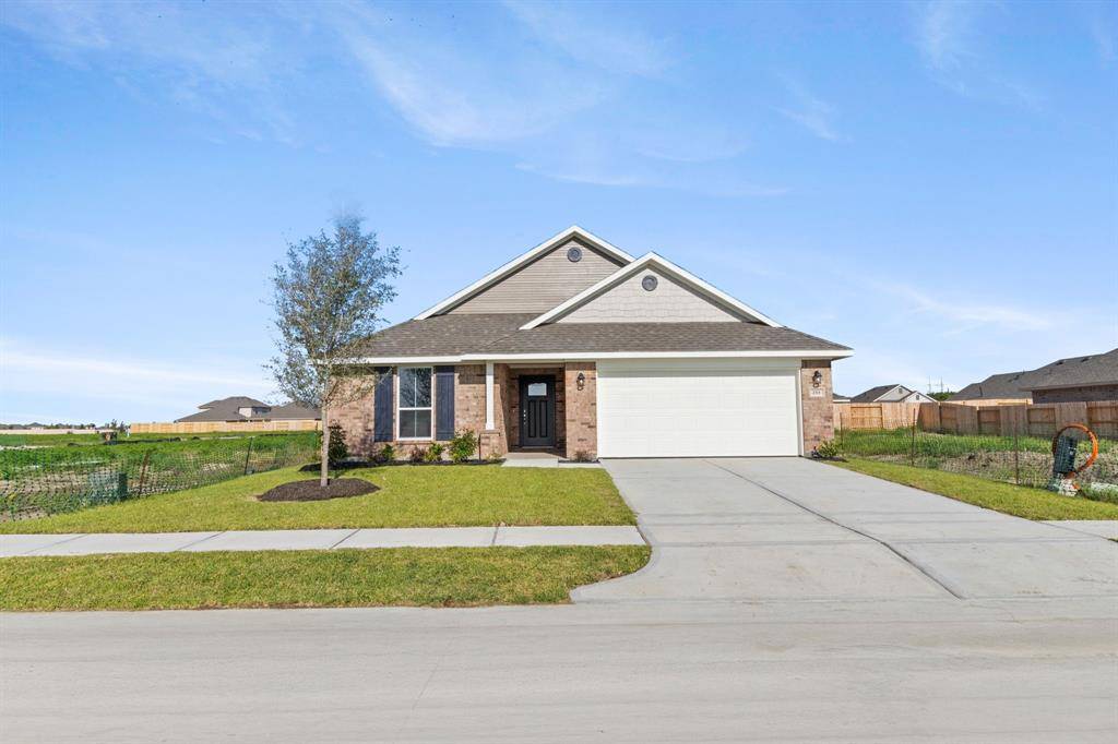 Dayton, TX 77525,2111 EMERALD LAKE TRAIL