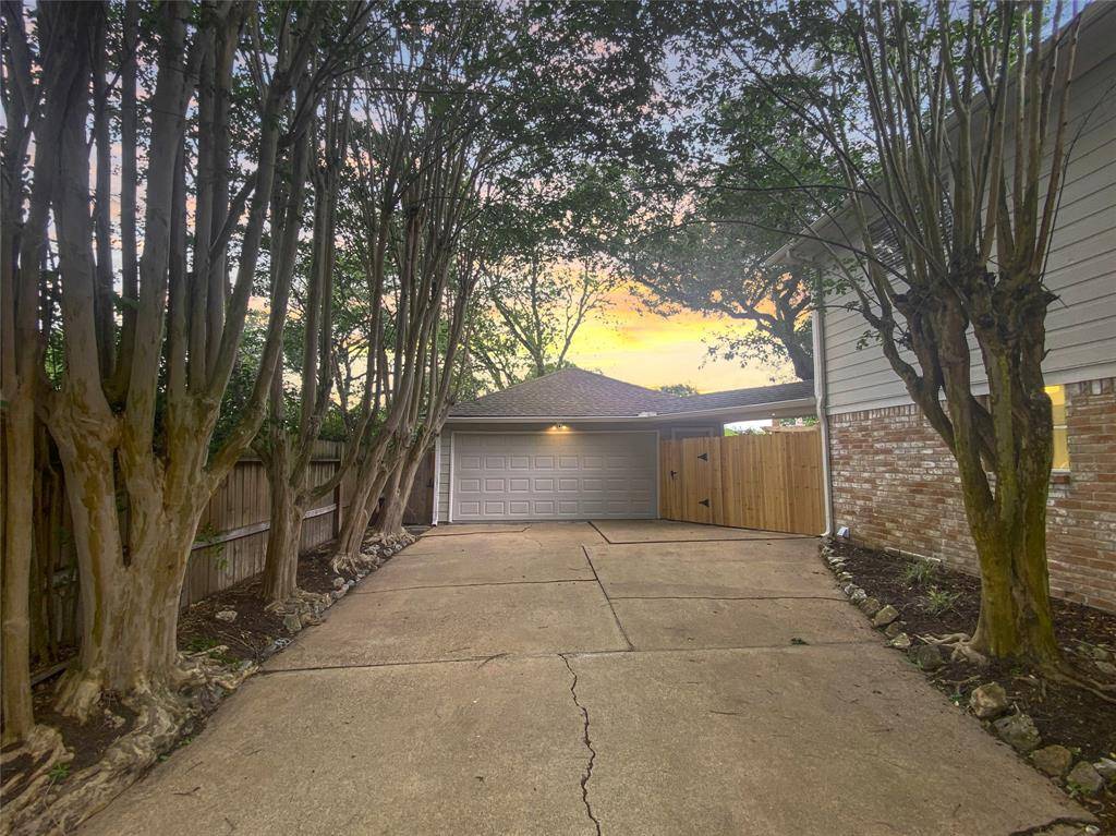 Houston, TX 77077,1927 Willowlake DR