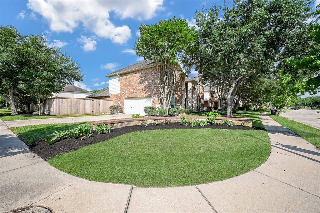 Katy, TX 77494,7203 Fiesta Flower
