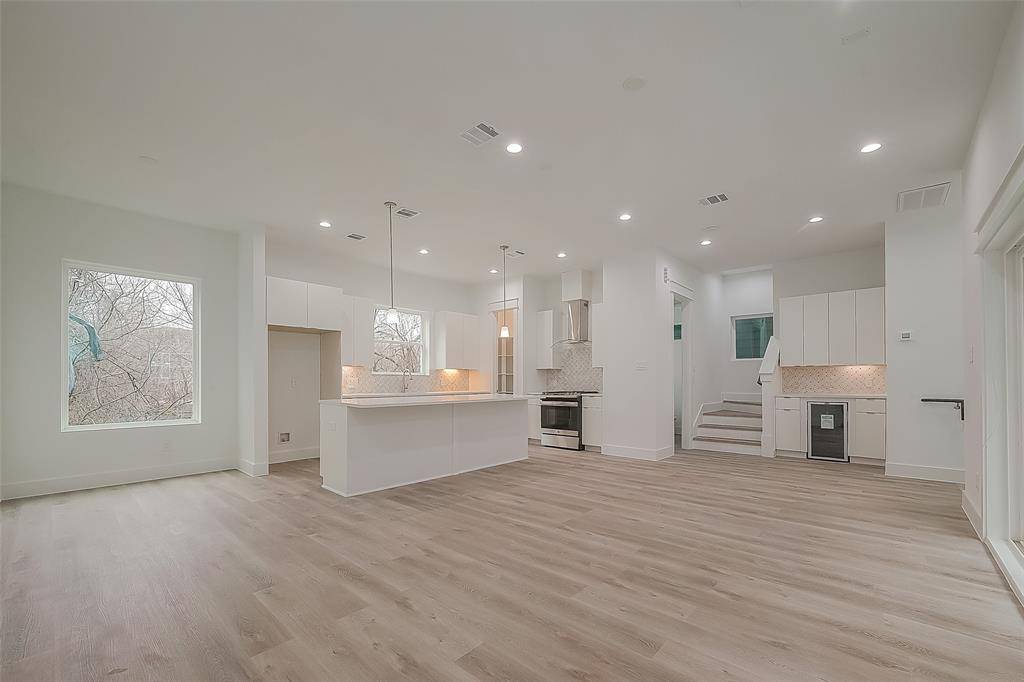 Houston, TX 77020,523 Schweikhardt ST