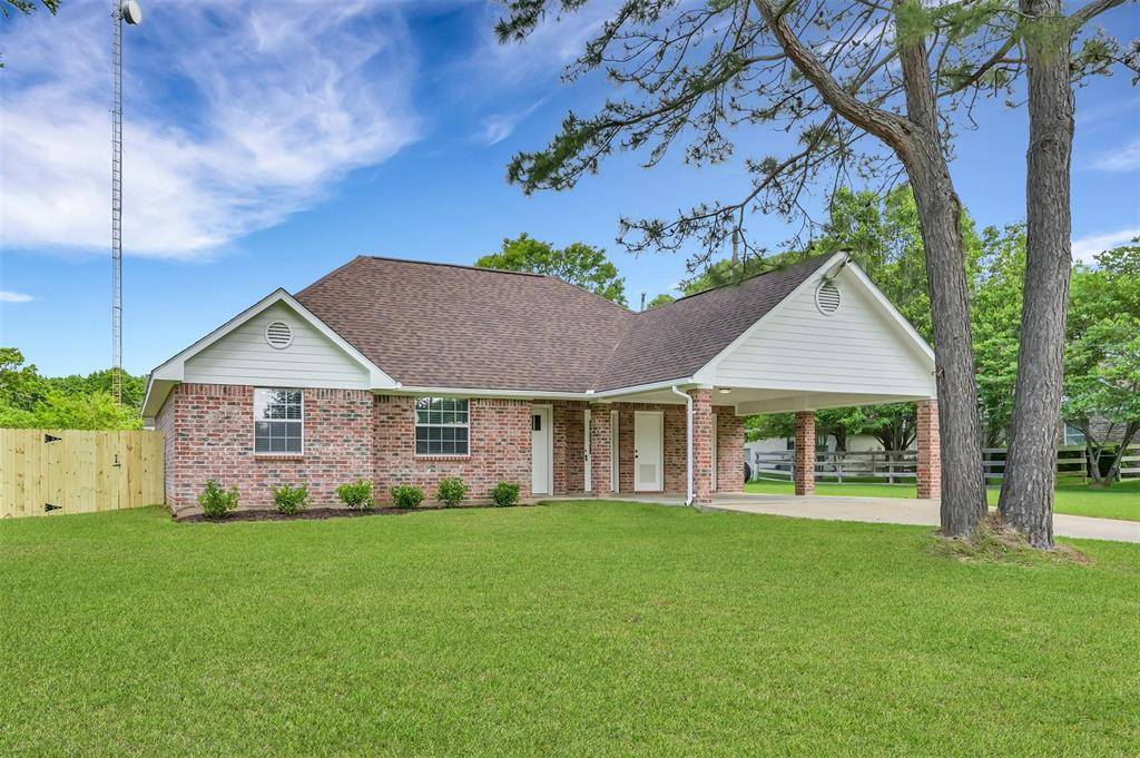 New Waverly, TX 77358,165 Cherry Circle E